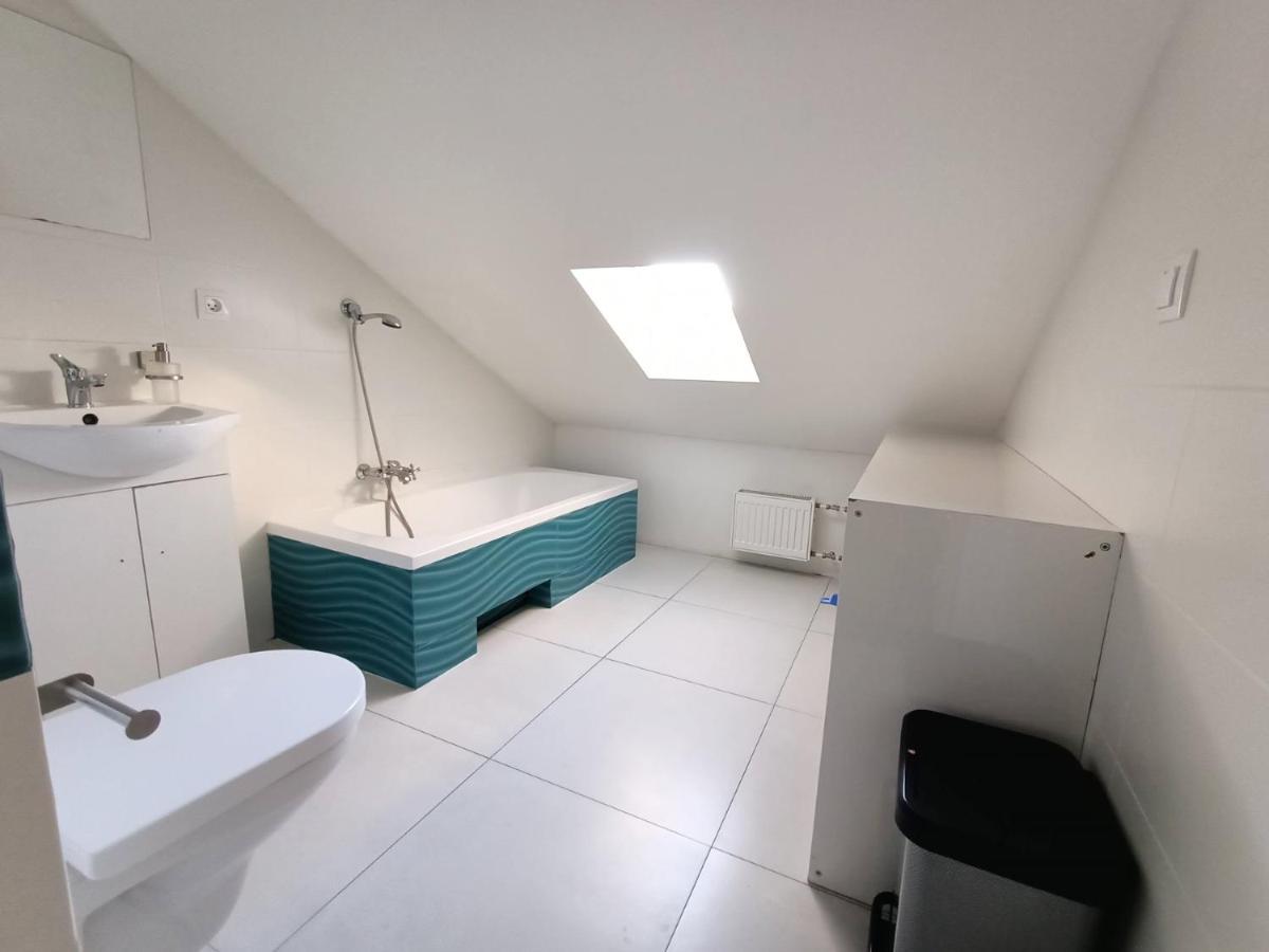 Firstroom Gdansk Luaran gambar
